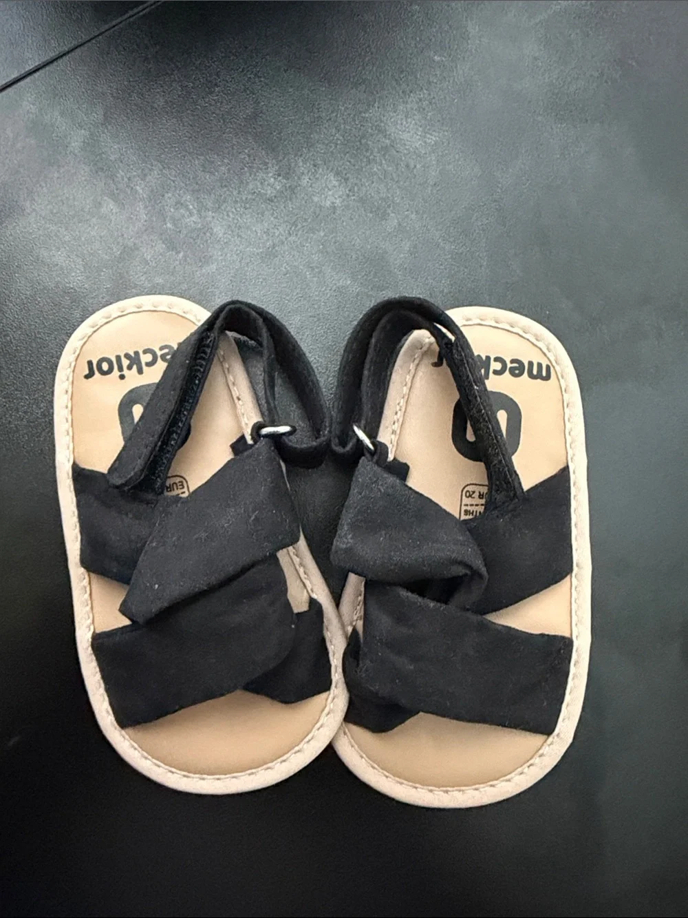 Baby/Toddler Black Crisscross Sandals by